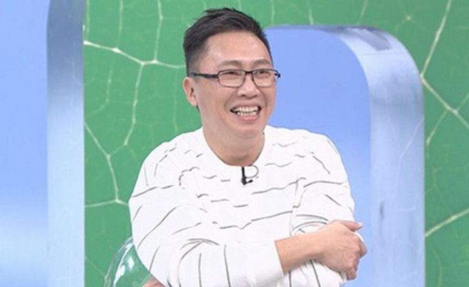 宣布离婚4个月！53岁男星开心自曝将有新恋情，曾扬言要追回前妻休闲区蓝鸢梦想 - Www.slyday.coM
