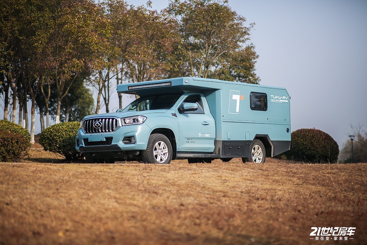 实拍国产途酷房车独家机械硬升顶技术能进地库带20t四驱