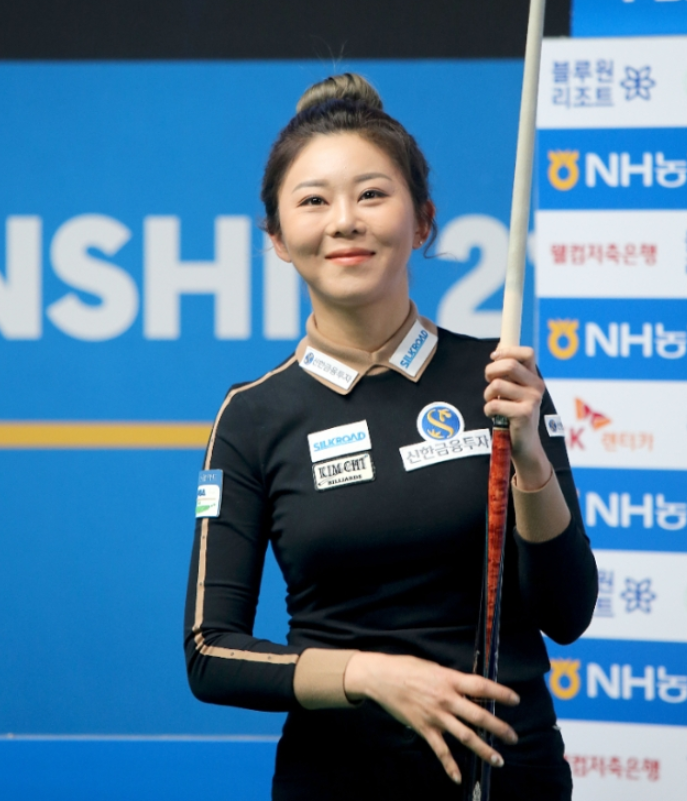 3比0女帝金佳映实现大逆转晋级女神车侑蓝郁闷出局