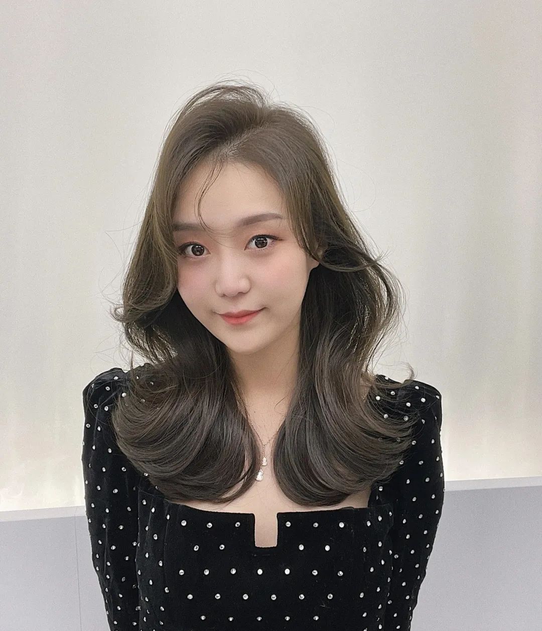 "渣女大卷烫"好看又不老气,超好打理|大卷|发型|超好_新浪新闻