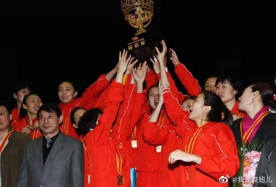 赵爽发文宣布退役：山水有相逢 咱们江湖再见休闲区蓝鸢梦想 - Www.slyday.coM