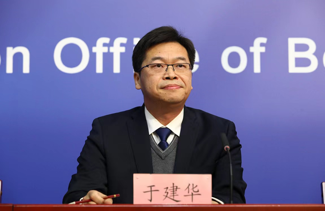 空气质量状况新闻发布会,市生态环境局副局长,新闻发言人于建华介绍