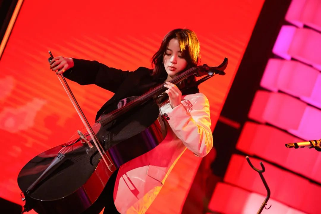 专访欧阳娜娜在一个急匆匆的行业做一个慢下来的人