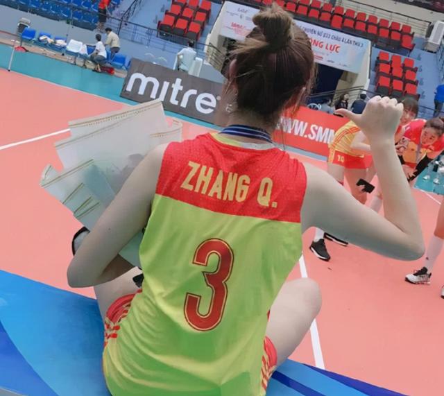 深夜官宣退役！中国女排24岁天才选手离场，理由无法让人拒绝休闲区蓝鸢梦想 - Www.slyday.coM