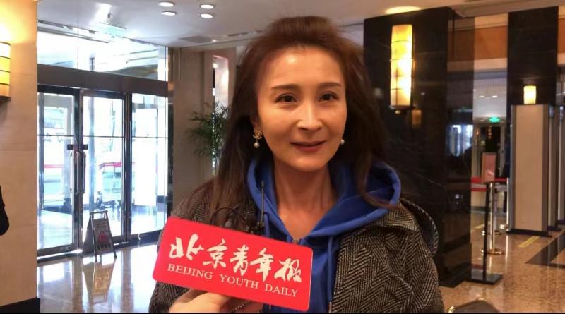 北京电影学院表演学院副院长许晓丹学生应减课业增艺体劳