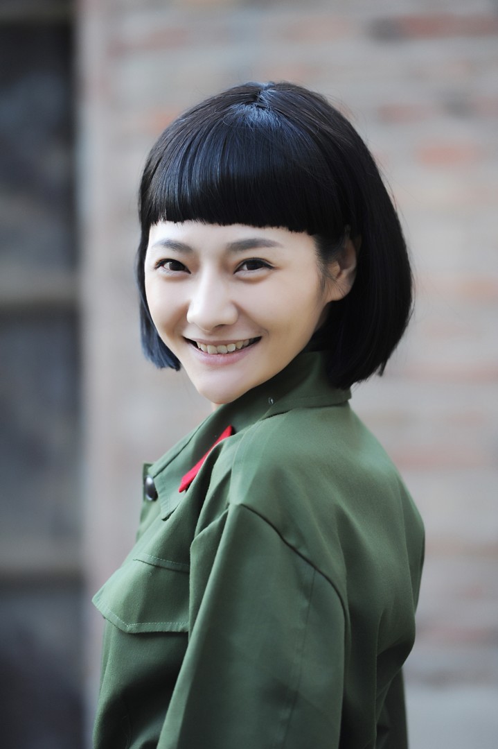 但他的老婆却是我们非常熟悉的人,实在是让人没有想到,舒冬的妻子刘青