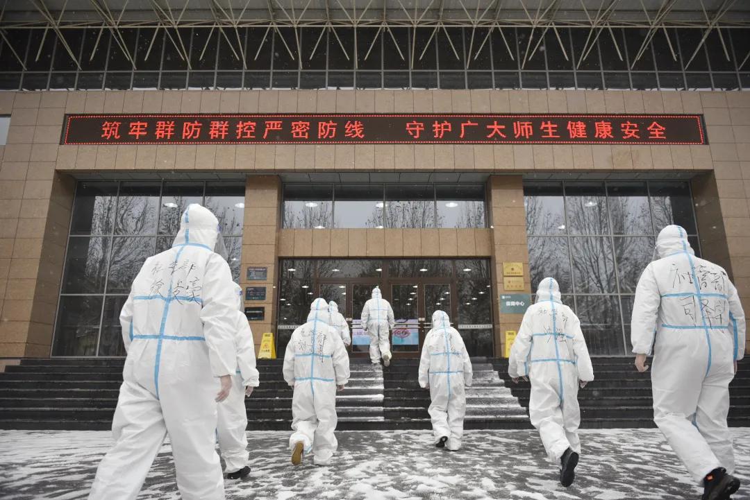 陕西大中专院校严格采取封闭管理,西安大学生能否回家过年仍未知休闲区蓝鸢梦想 - Www.slyday.coM 陕西大中专院校严格采取封闭管理,西安大学生能否回家过年仍未知休闲区蓝鸢梦想 - Www.slyday.coM