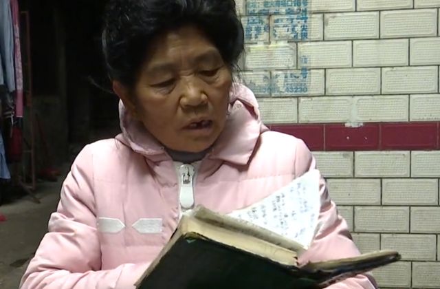 贵州:300一月的房租,男子欠了6千多块,房东追到他家还不愿意给休闲区蓝鸢梦想 - Www.slyday.coM 贵州:300一月的房租,男子欠了6千多块,房东追到他家还不愿意给休闲区蓝鸢梦想 - Www.slyday.coM