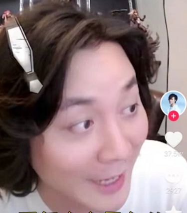 继王者荣耀主播后，张大仙再公布隐藏身份？网友直呼：不装了！休闲区蓝鸢梦想 - Www.slyday.coM