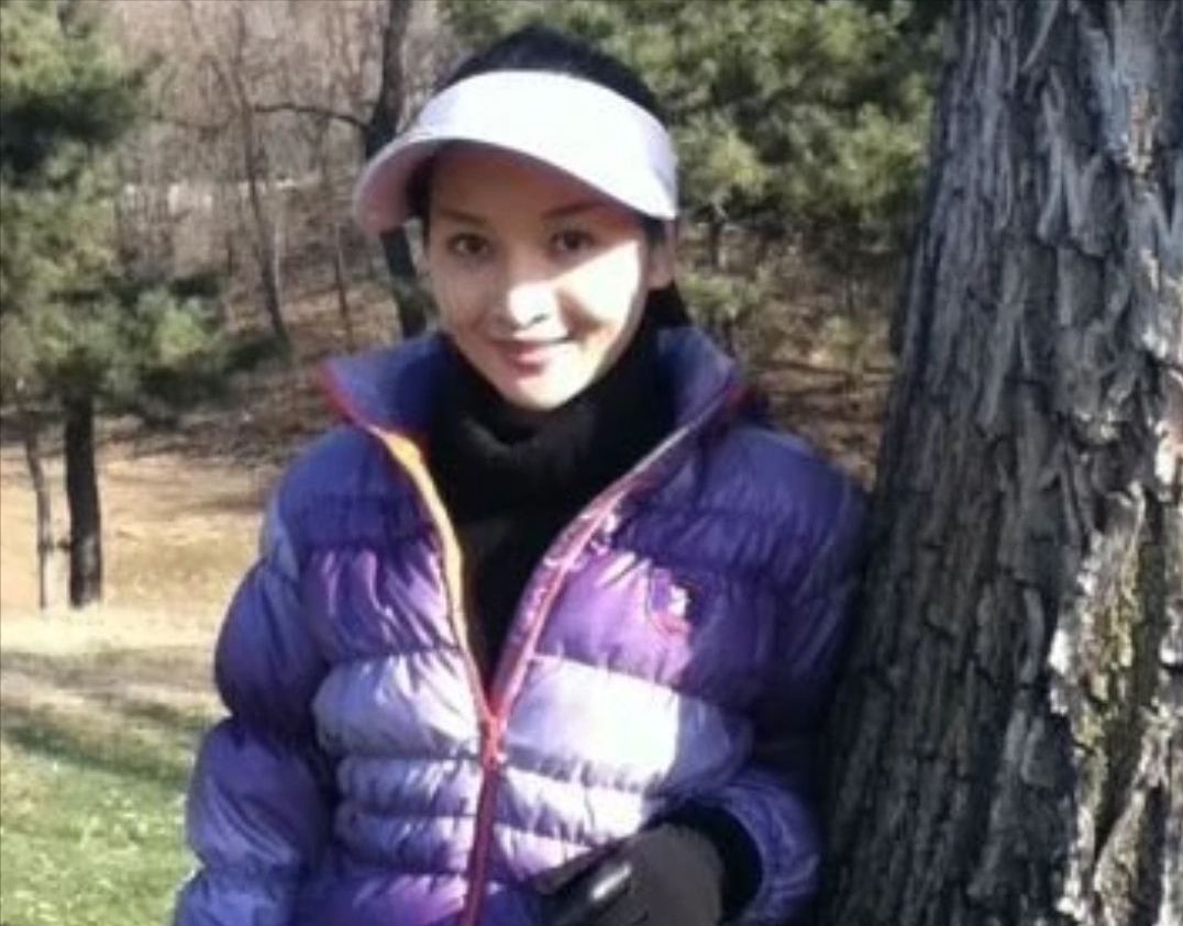 饶芯语31岁嫁给68岁王奎荣婚后孕有一双儿女如今她后悔过吗