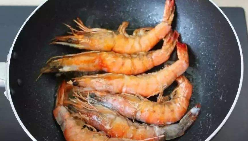 除夕夜别管多忙,记得做这4道菜,寓意团圆幸福,端上桌倍有面休闲区蓝鸢梦想 - Www.slyday.coM 除夕夜别管多忙,记得做这4道菜,寓意团圆幸福,端上桌倍有面休闲区蓝鸢梦想 - Www.slyday.coM