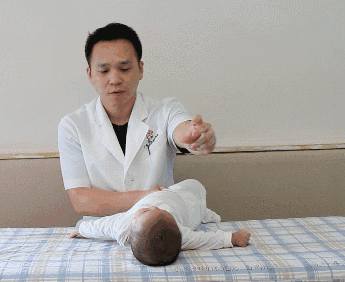 宝宝出生头1年，各阶段中最让新爸妈闹心的问题，你迟早也会经历休闲区蓝鸢梦想 - Www.slyday.coM