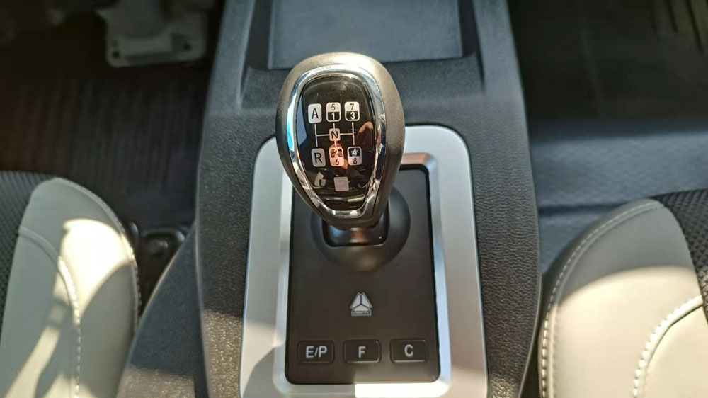 卡车amt的应用已经成为这几年的趋势,自动挡轻卡在提高效率和降低驾驶