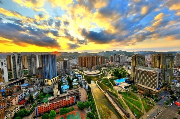 贵州桐梓:把城乡装点成一幅幅诱人的山水画|贵州省_新浪新闻