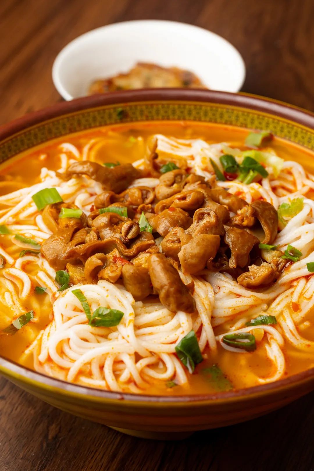 福利 | 10.8元秒35元单人牛肉粉套餐!汤浓料足味香,一嗦就上头!