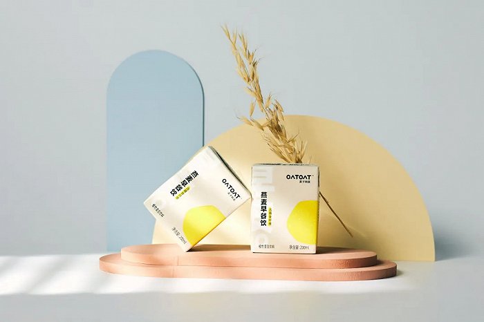 植物奶们正在走出咖啡馆