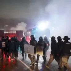 局势骤变！哈萨克斯坦正遭遇“颜色革命”？