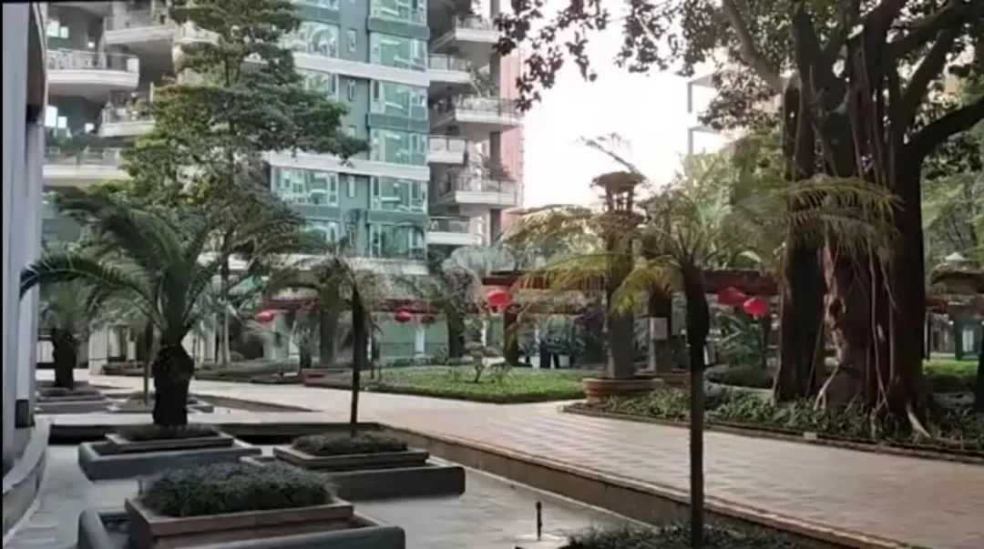 许家印上亿豪宅打折出售，看房要验资休闲区蓝鸢梦想 - Www.slyday.coM