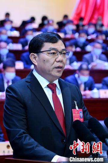 "谈及两岸融合发展时,福建省漳州市市长王进足5日表示,将积极争创两岸