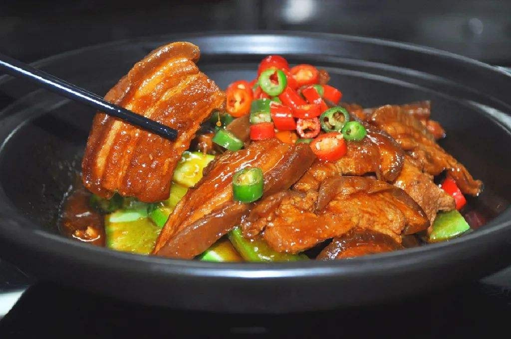 信阳焖罐肉你吃过吗