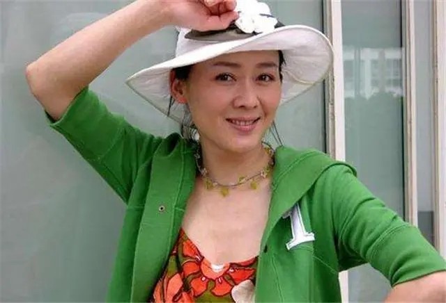 体操兄弟李小双李大双两人头发都已花白结婚多年都没有孩子