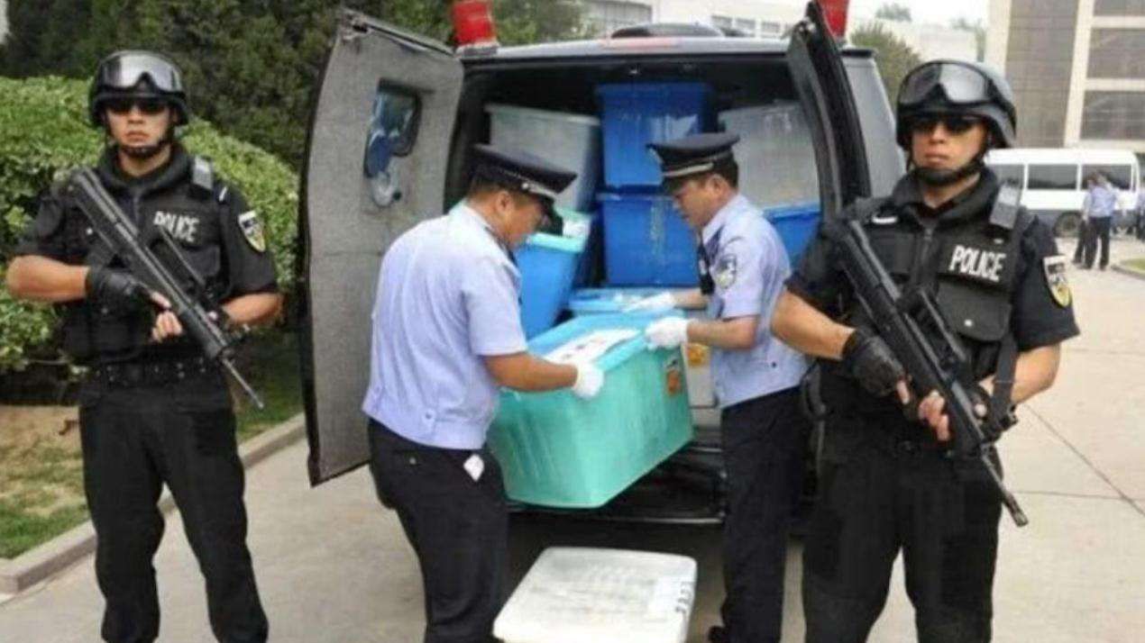 同样是押运,高考试卷用步枪护送,为何运输钞票却不行?休闲区蓝鸢梦想 - Www.slyday.coM 同样是押运,高考试卷用步枪护送,为何运输钞票却不行?休闲区蓝鸢梦想 - Www.slyday.coM