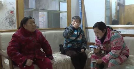 丈夫30年前花天酒地抛妻弃女，如今重病求收留，前妻：不接受道歉休闲区蓝鸢梦想 - Www.slyday.coM