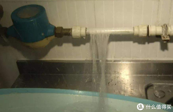 家里水管突然爆裂可能是这些原因
