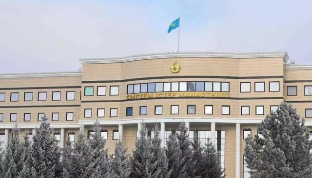 哈萨克斯坦全境进入紧急状态！官方称袭击者在国外受过训练