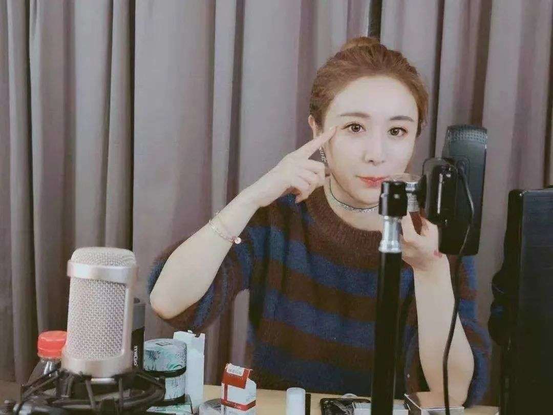 直播带货拐点已至，薇娅雪梨们释放的流量又将流向何方？休闲区蓝鸢梦想 - Www.slyday.coM