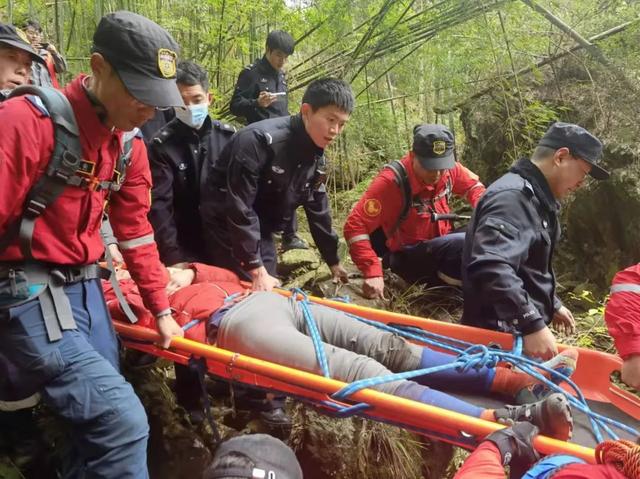 乐清一女子被困深山3天3夜，民警凭这个细节救下了她休闲区蓝鸢梦想 - Www.slyday.coM