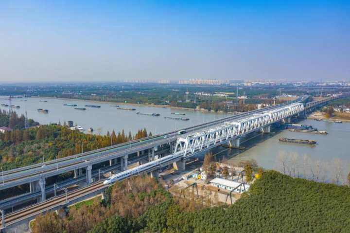 12306售票时间延长，新增客户端免登录退票，长三角铁路2022年春运方案出台休闲区蓝鸢梦想 - Www.slyday.coM