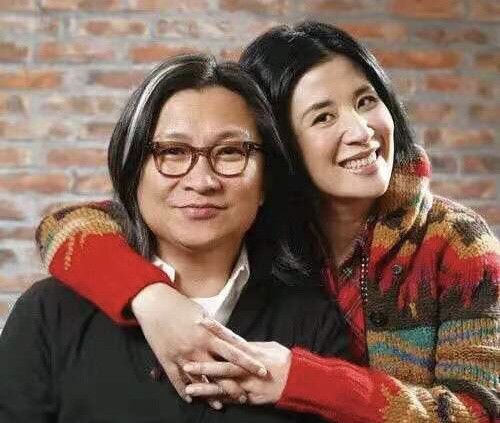 40岁的吴君如怀孕,恋爱8年的男友陈可辛却说:孩子不一定是我的休闲区蓝鸢梦想 - Www.slyday.coM 40岁的吴君如怀孕,恋爱8年的男友陈可辛却说:孩子不一定是我的休闲区蓝鸢梦想 - Www.slyday.coM