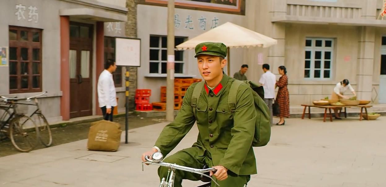 《王牌部队》以“裙”之铭,见证了顾一野和江南征的爱情休闲区蓝鸢梦想 - Www.slyday.coM 《王牌部队》以“裙”之铭,见证了顾一野和江南征的爱情休闲区蓝鸢梦想 - Www.slyday.coM