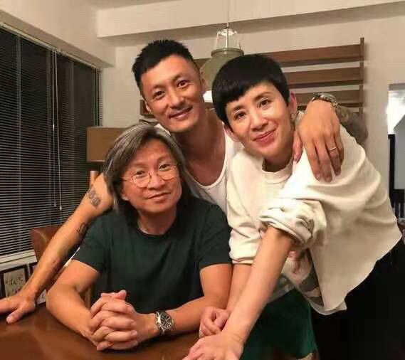 40岁的吴君如怀孕,恋爱8年的男友陈可辛却说:孩子不一定是我的休闲区蓝鸢梦想 - Www.slyday.coM 40岁的吴君如怀孕,恋爱8年的男友陈可辛却说:孩子不一定是我的休闲区蓝鸢梦想 - Www.slyday.coM