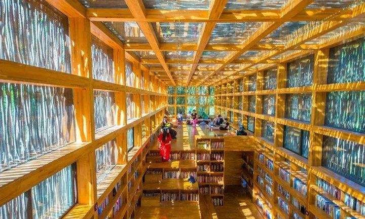 北京一图书馆因造型登榜世界最美图书馆绝世独立游人少
