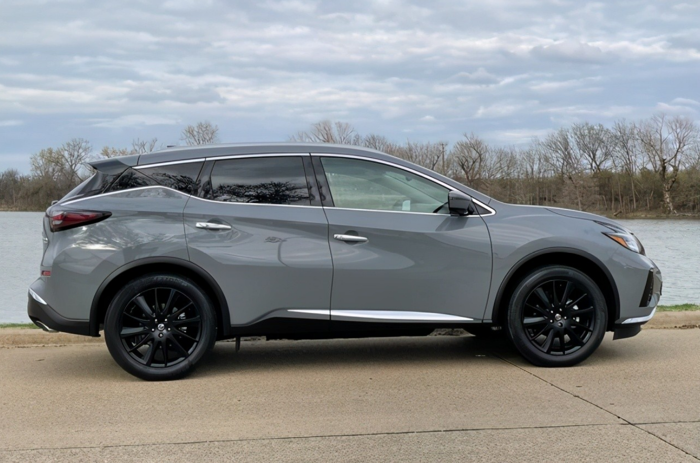 新款日产楼兰海外实拍v6引擎四驱或21万起今年有望国产