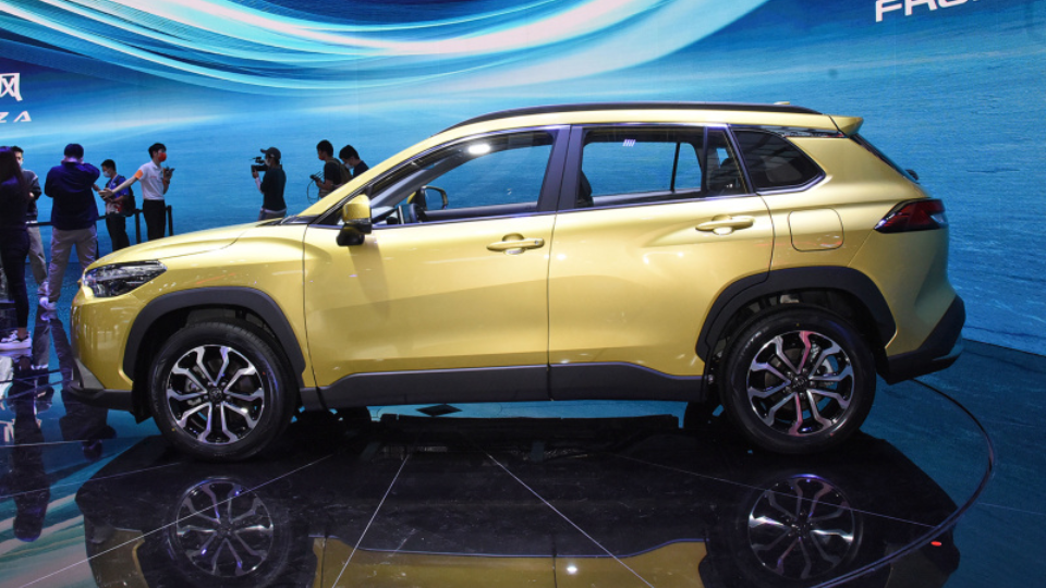 丰田锋兰达对比本田缤智：15万元内没悬念，超过呢？