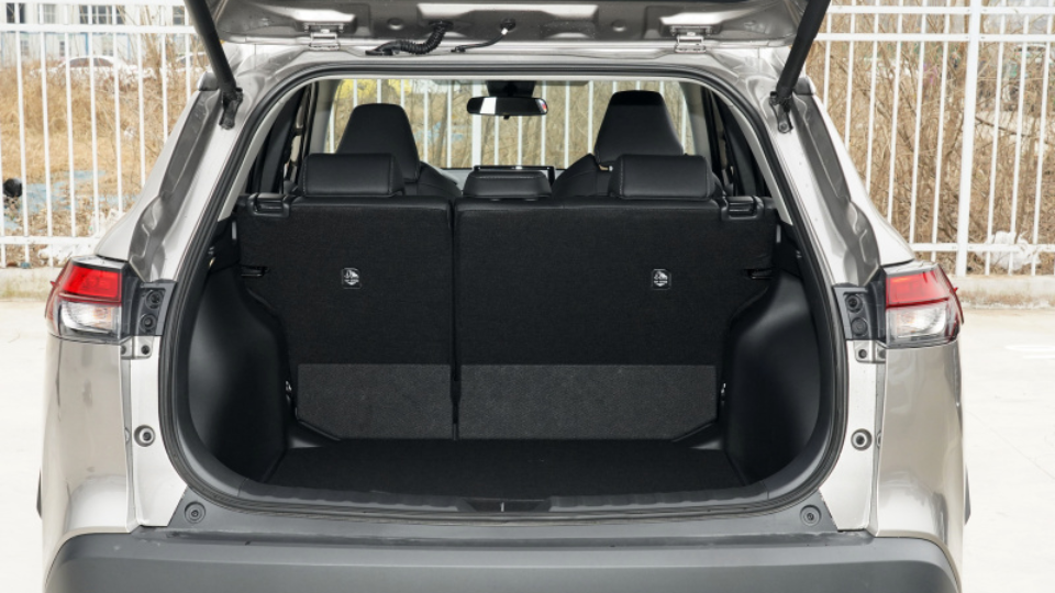 丰田锋兰达对比本田缤智：15万元内没悬念，超过呢？