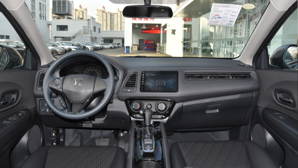 丰田锋兰达对比本田缤智：15万元内没悬念，超过呢？