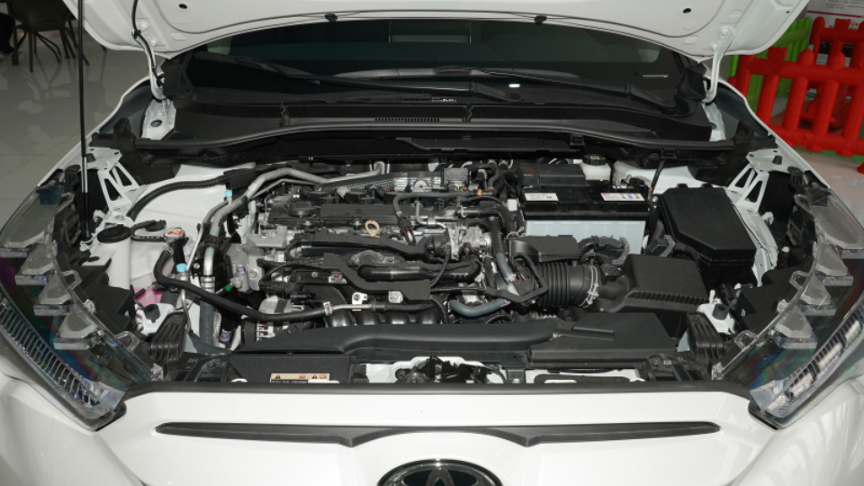 丰田锋兰达对比本田缤智：15万元内没悬念，超过呢？