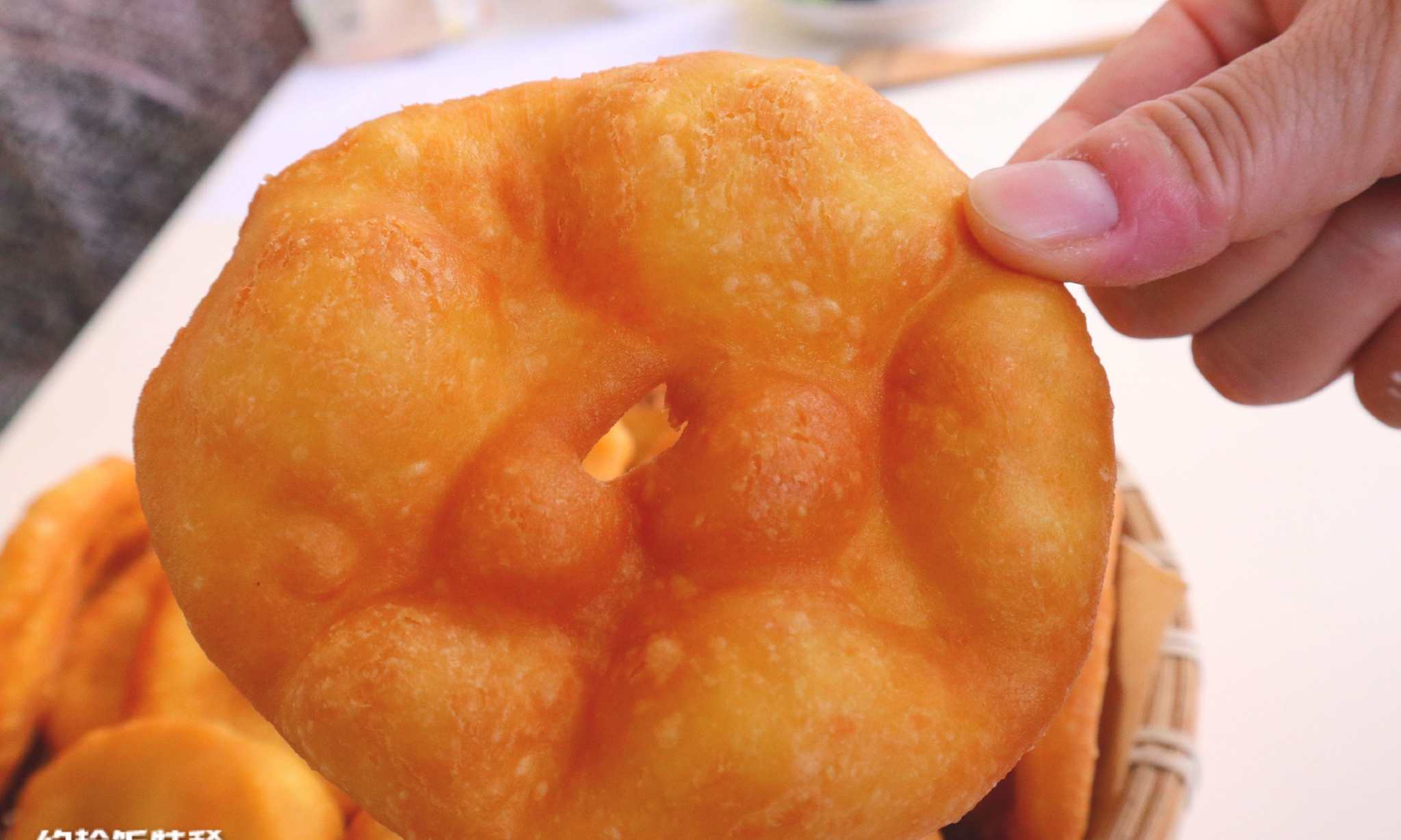 陕西炸油饼不用发面就能做夹上咸菜3口一个男女老少都爱吃