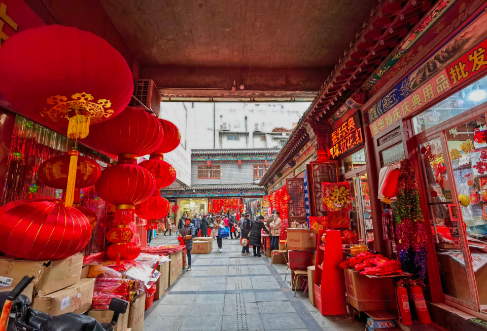 济南西市场年货琳琅满目,周末去逛逛么|年货|济南市_新浪新闻