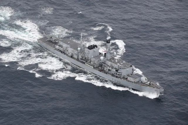 英媒：前年年底英国一军舰与俄潜艇发生碰撞