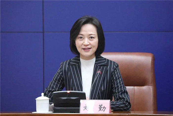 市政府新闻办公室主任刘勤发布人:济南市政府副市长,市自然资源和规划