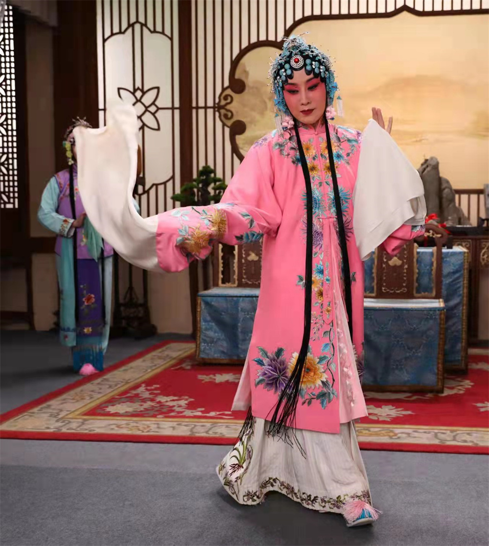 《锁麟囊》剧照.摄影 刘海发