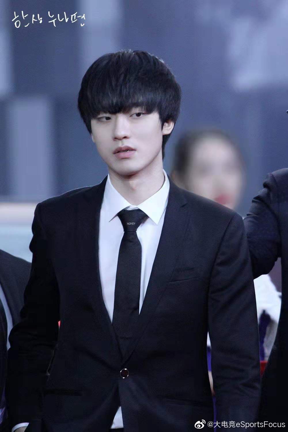 今天是圣俊大将mystic选手的27岁生日祝他生日快乐