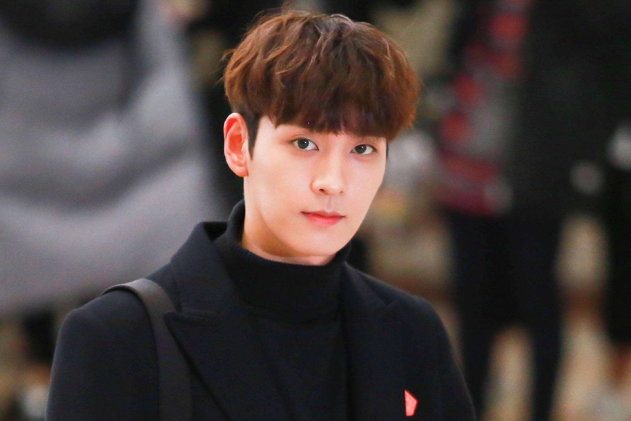 朴信惠官宣婚讯未婚夫崔泰俊却因黑历史上韩媒热搜引粉丝担忧