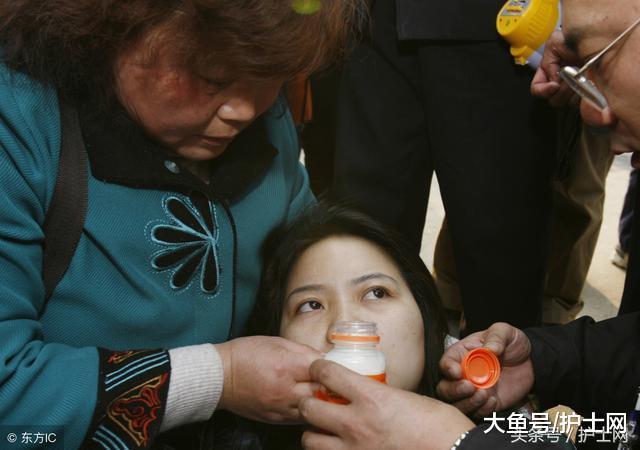 值班护士晕倒, 又是低血糖惹的祸!|低血糖|护士|白班_新浪新闻