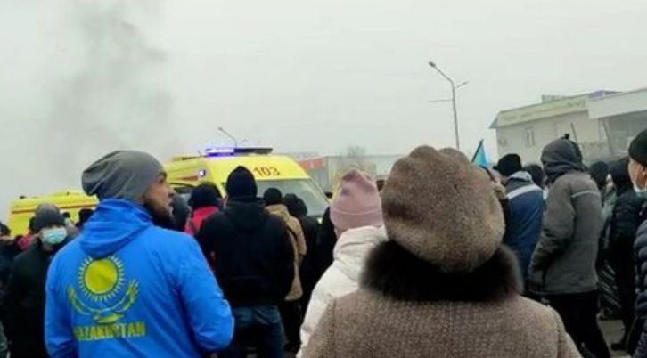 哈萨克斯坦爆发大规模抗议,要求降低天然气价格,总统发出指示休闲区蓝鸢梦想 - Www.slyday.coM 哈萨克斯坦爆发大规模抗议,要求降低天然气价格,总统发出指示休闲区蓝鸢梦想 - Www.slyday.coM